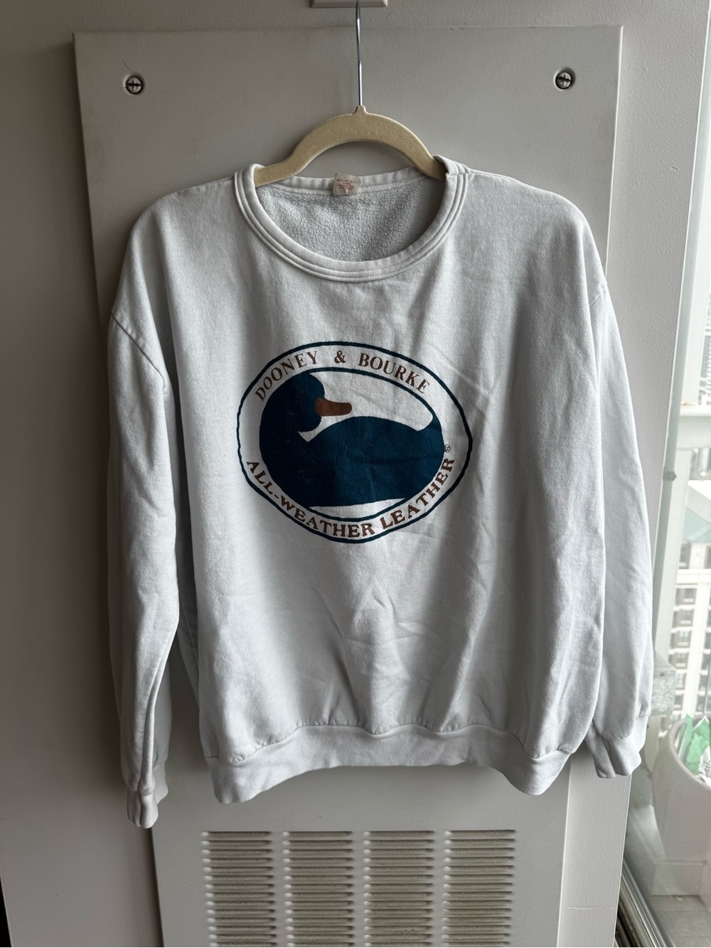 Vintage Dooney & Bourke White Navy Duck Logo Crewneck - Rare